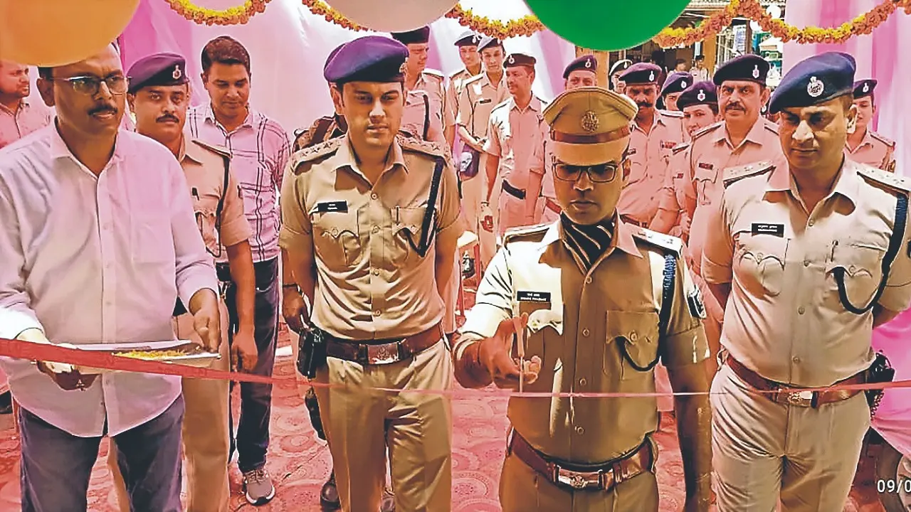 बिहार में साइबर अपराधियों की खैर नहीं, 44 नये थाने खुले, इ-मेल या डाक से भी दर्ज करा सकेंगे एफआइआर
