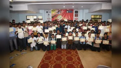 5 वर्ष का परिश्रम 60 वर्ष तक देगा बेहतर जीवन, घाटशिला में प्रभात खबर प्रतिभा सम्मान समारोह में बोले एसडीएम