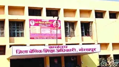 गोरखपुर में 4442 बच्चे अब जाएंगे स्कूल, ड्राप आउट को मुख्य धारा से जोड़ने के लिए शिक्षा विभाग का है प्लान