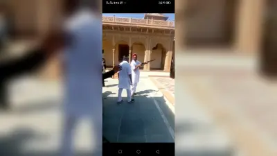 Aligarh News : राजा गभाना और उनके चेयरमैन पुत्र ने आजादी के जश्न में की हर्ष फायरिंग, तीन पर एफआइआर