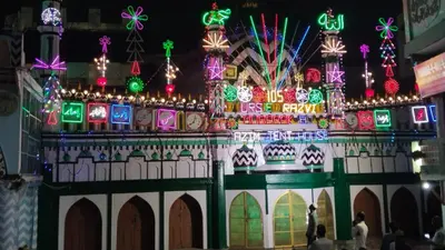 बरेली: अजमेर के संदल की खुशबू से महकी दरगाह आला हजरत, दुनिया भर से जुटने लगे जायरीन