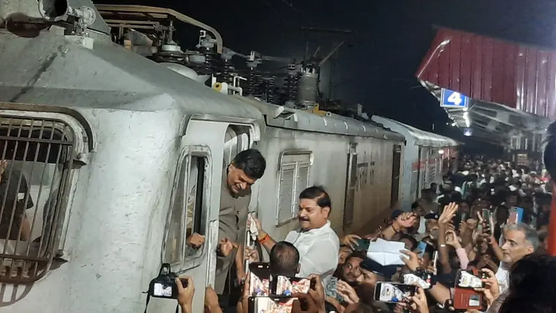 Video: आरा-टाटानगर एक्सप्रेस के शुभारंभ से यात्रियों में खुशी, जानें टाइमिंग