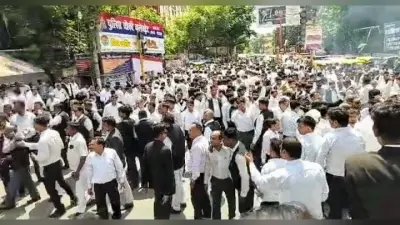 UP Advocate Strike: वकीलों की हड़ताल खत्म, हटाए जाएंगे हापुड़ के ASP, सस्पेंड होंगे इंस्पेक्टर-सीइओ