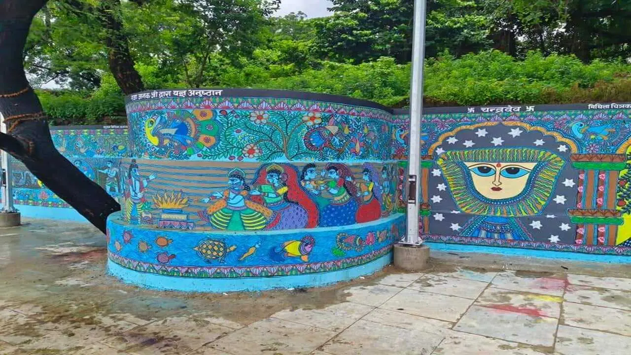गया में सीता पथ पर बन रही भारत की सबसे लंबी मिथिला पेंटिंग, मां सीता के जीवन का किया गया है चित्रण