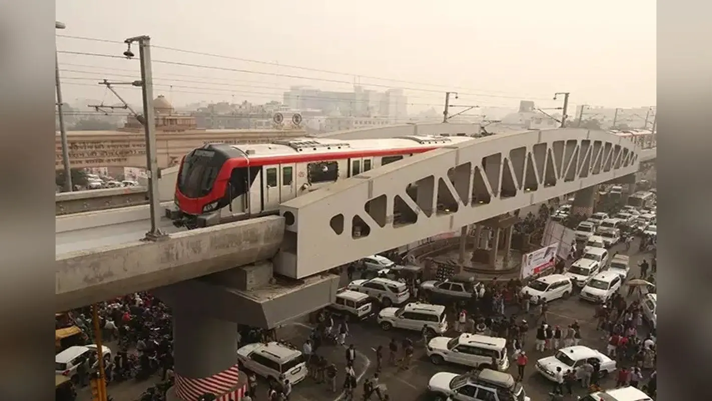 Lucknow Metro: कई सालों से अटका पड़ा है मेट्रो विस्तार काम, जानें ना हो पाने की वजह