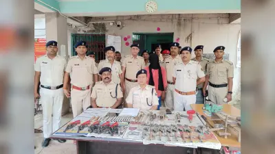 नालंदा के एक घर में चल रही थी बंदूक बनाने की फैक्ट्री, पुलिस ने छापेमारी कर भारी मात्रा में बरामद किया हथियार