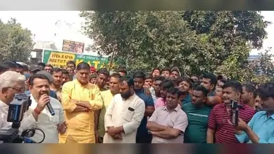 अलीगढ़ में गलत डायरेक्शन में जा रही थी राम बारात , दरोगा ने हिन्दू -मुस्लिम दोनों पक्ष पर दर्ज कराया मुकदमा
