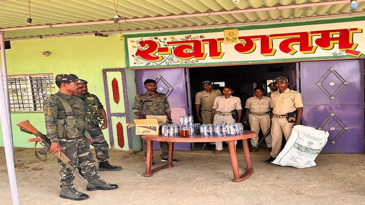 Holi 2022: होली को लेकर अवैध शराब के खिलाफ छापामारी, होटलों से लाखों रुपये की शराब जब्त, एक आरोपी अरेस्ट