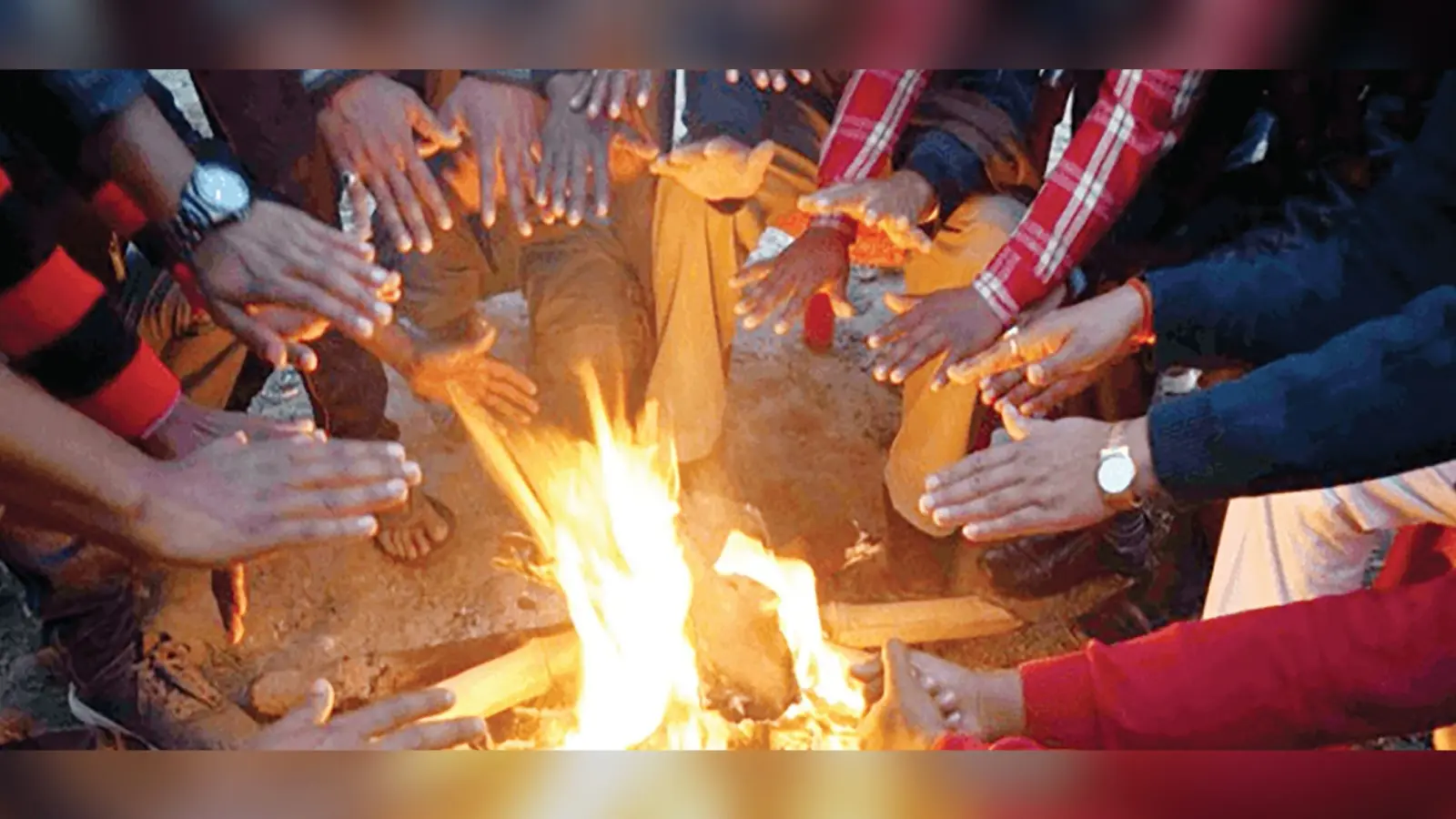 लोहरदगा में चल रही शीतलहर, बच्चों और बुजुर्गों को इन रोगों का खतरा मंडराया