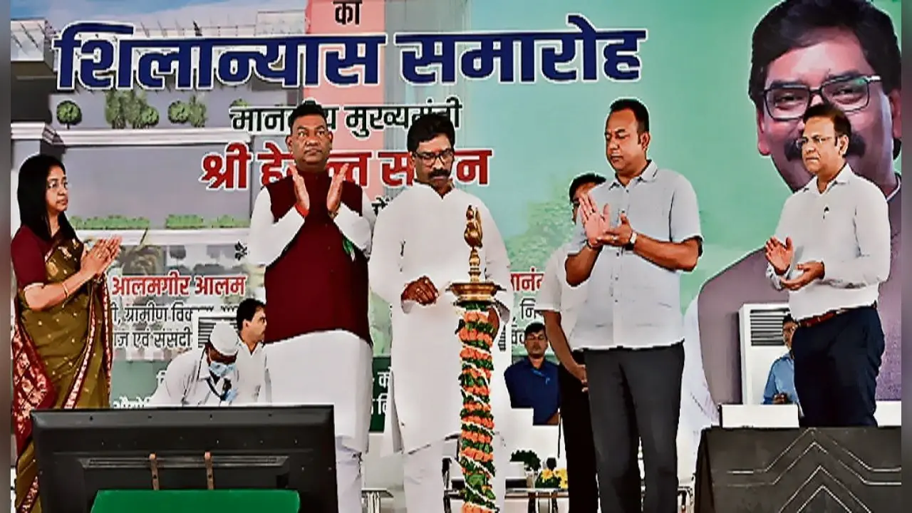 24 महीने में तैयार हो जायेगा वर्ल्ड ट्रेड सेंटर, झारखंड से अंतरराष्ट्रीय व्यापार की राह होगी आसान