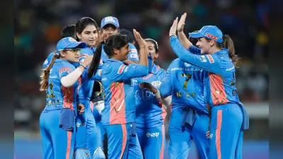 WPL 2023: यूपी को हराकर मुंबई पहुंची फाइनल में, वोंग ने पहली हैट्रिक लेकर रचा इतिहास, देखें PHOTOS