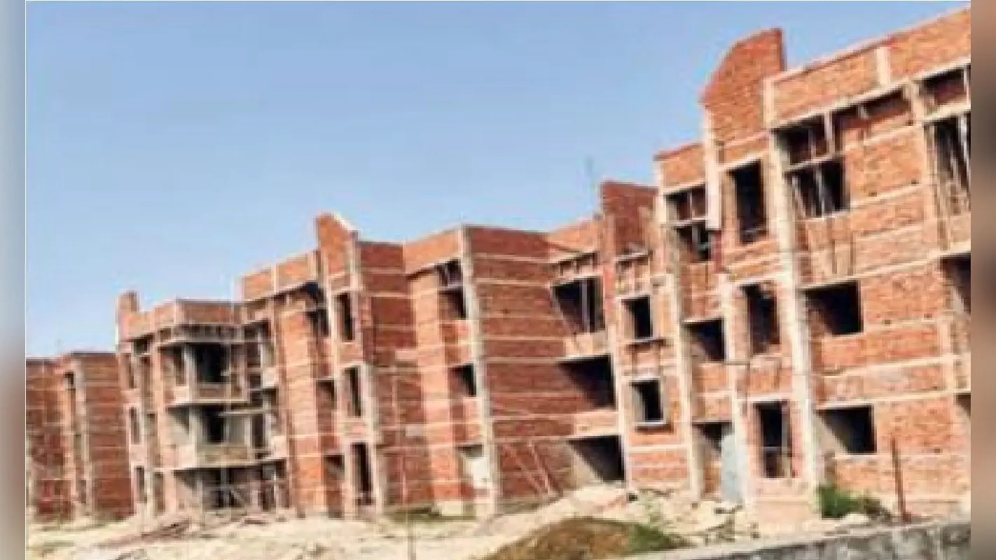 बिहार: स्कूल निर्माण में 1.75 करोड़ का घोटाला, बाइक, एंबुलेंस और ई-रिक्शा से ढो दिए 900 सीएफटी बालू
