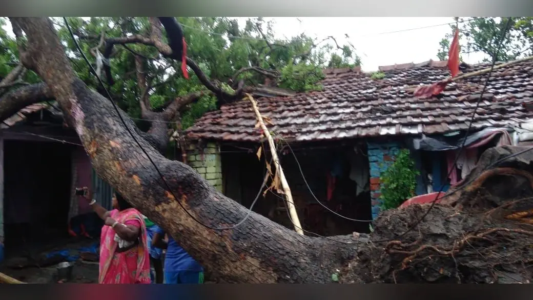 Yaas Cyclone Update: उत्तर 24 परगना और हुगली में यश से पहले बवंडर ने ली 2 की जान, 80 से ज्यादा मकान क्षतिग्रस्त