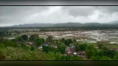 Jharkhand Weather Forecast : झारखंड में एक बार फिर बदलेगा मौसम का मिजाज, जानिए बारिश से कब मिलेगी राहत