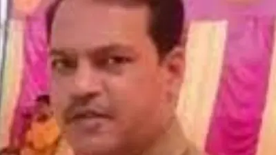 UP News : ‘दारोगा जी’ को पहले ग्रामीणों ने खंभे से बांधकर पीटा, फिर IG ने कर दिया बर्खास्त, आखिर क्यों?