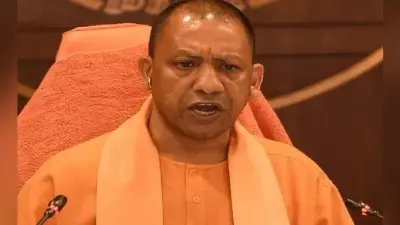 UP COVID-19 Update : 20 से अधिक कोरोना केस वाले जिलों में वरिष्ठ अधिकारी भेजे जाएं : सीएम योगी