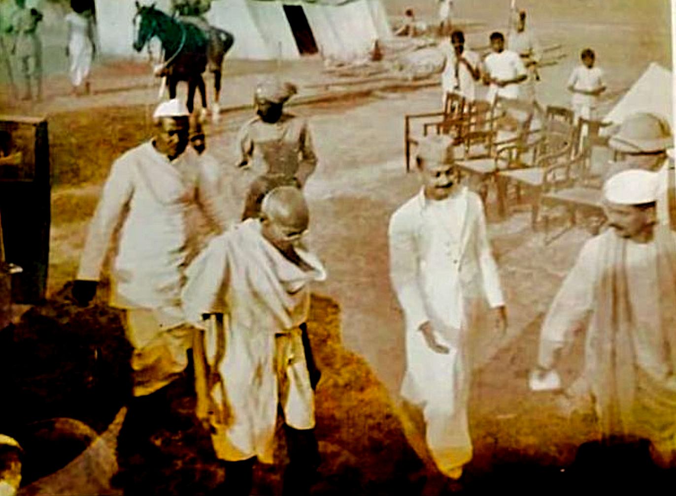 बिहार में जब गांधी को सुरक्षा देने से सरकार ने कर दिया था इनकार, जानें किसने ली थी सुरक्षा की जिम्मेदारी