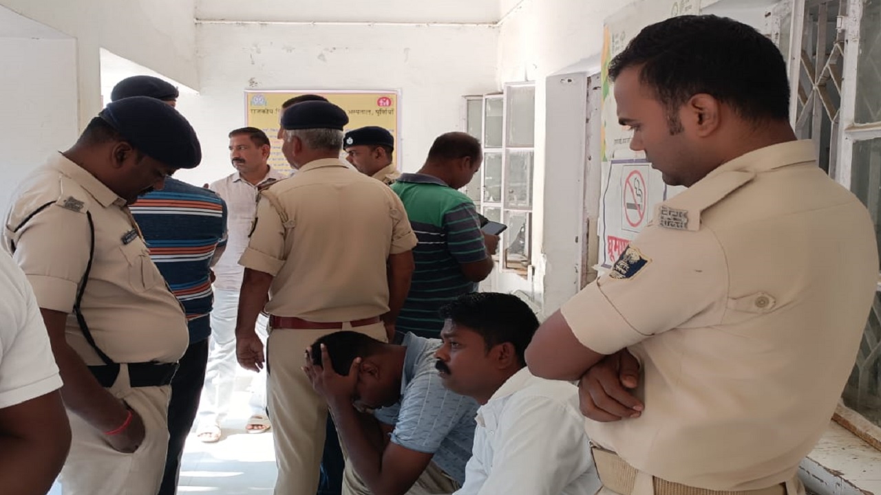 बिहार के पूर्णिया पुलिस लाइन में एक और खुदकुशी की घटना, सिपाही की पत्नी ने फंदे से झूलकर दे दी जान
