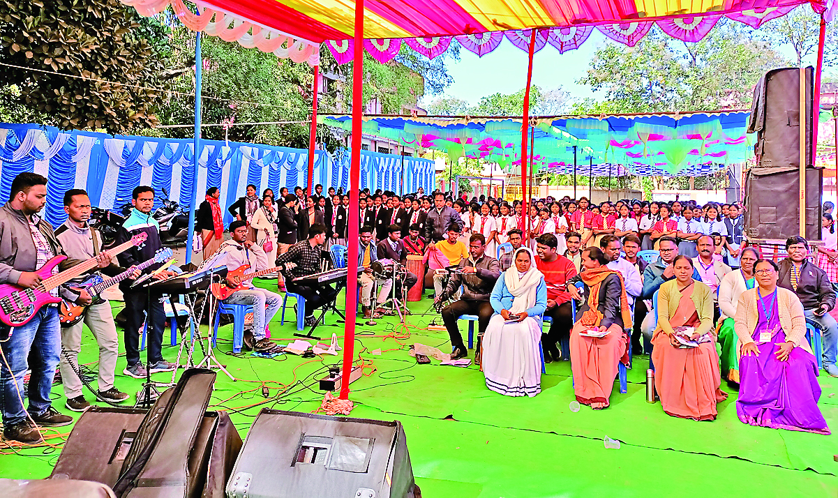 नवनियुक्त बिशप डॉ फादर लीनुस पिंगल एक्का का धर्माध्यक्षीय अभिषेक व पदग्रहण समारोह आज