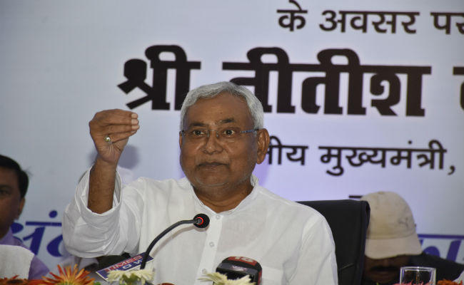 बिहार सीएम का नया प्रयोग, 5 दिसंबर से शुरू होगा लोक संवाद, लोगों से लिये जायेंगे सुझाव