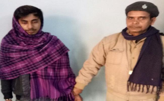 सांसद संतोष कुशवाहा से मांगी दो लाख की रंगदारी, आरोपित गिरफ्तार