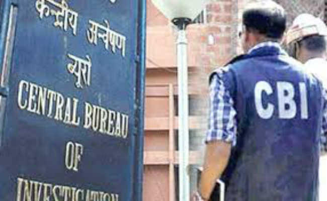 बिहार की पूर्व मंत्री मंजू वर्मा के आवास सहित 12 स्थानों पर सीबीआइ की छापेमारी, मुजफ्फरपुर में सात, पटना में तीन, बेगूसराय व मोतिहारी में एक-एक जगह छापेमारी