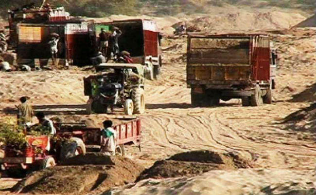 पटना : बालू-गिट्टी की ओवरलोडिंग व अवैध परिवहन पर कसेगा शिकंजा