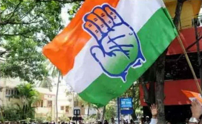 चुनाव मैदान से बाहर है कांग्रेस