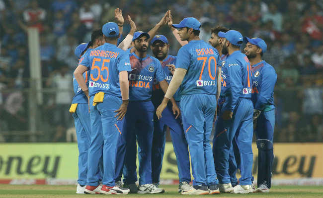 India vs West Indies पहला वनडे मुकाबला आज, धवन की जगह कौन होगा रोहित का साथी?