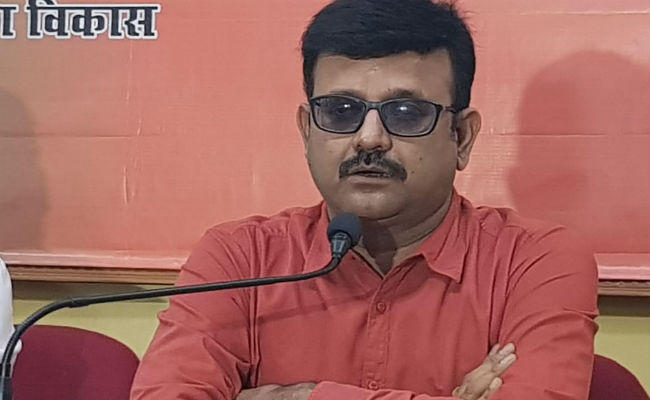 रांची : हेमंत लंबी लाइन खींचने के बजाय लाइन मिटाने का काम कर रहे : भाजपा