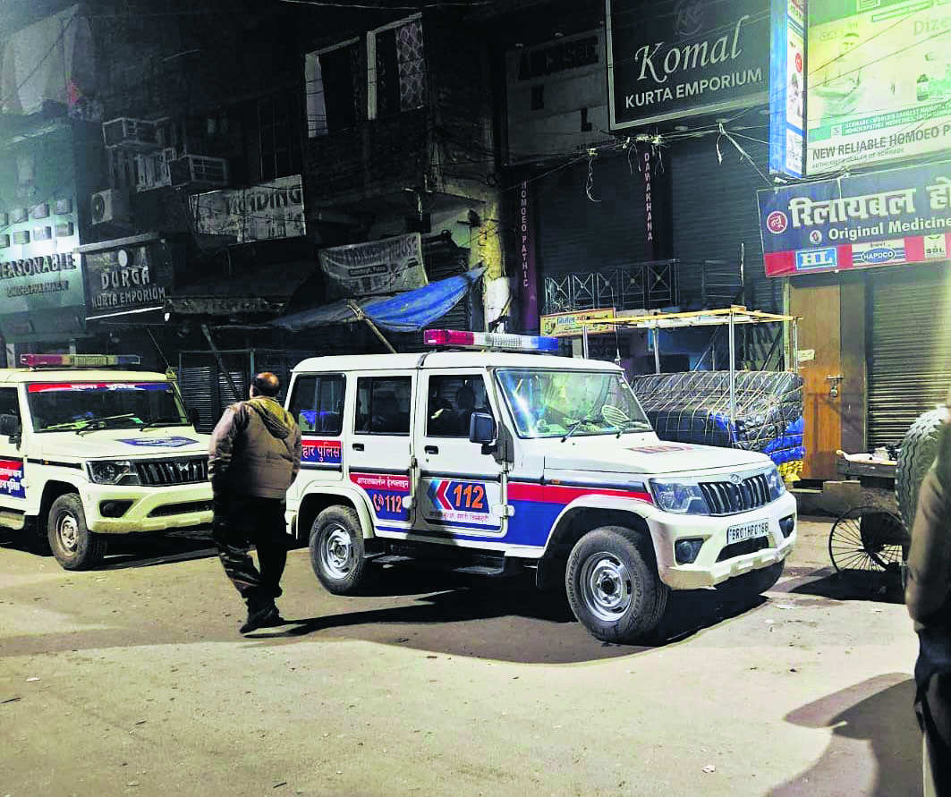 पटना के पीरबहोर में देर रात हुई बमबाजी, दो गुटों के विवाद में जमकर चलीं गोलियां, दो लोग जख्मी