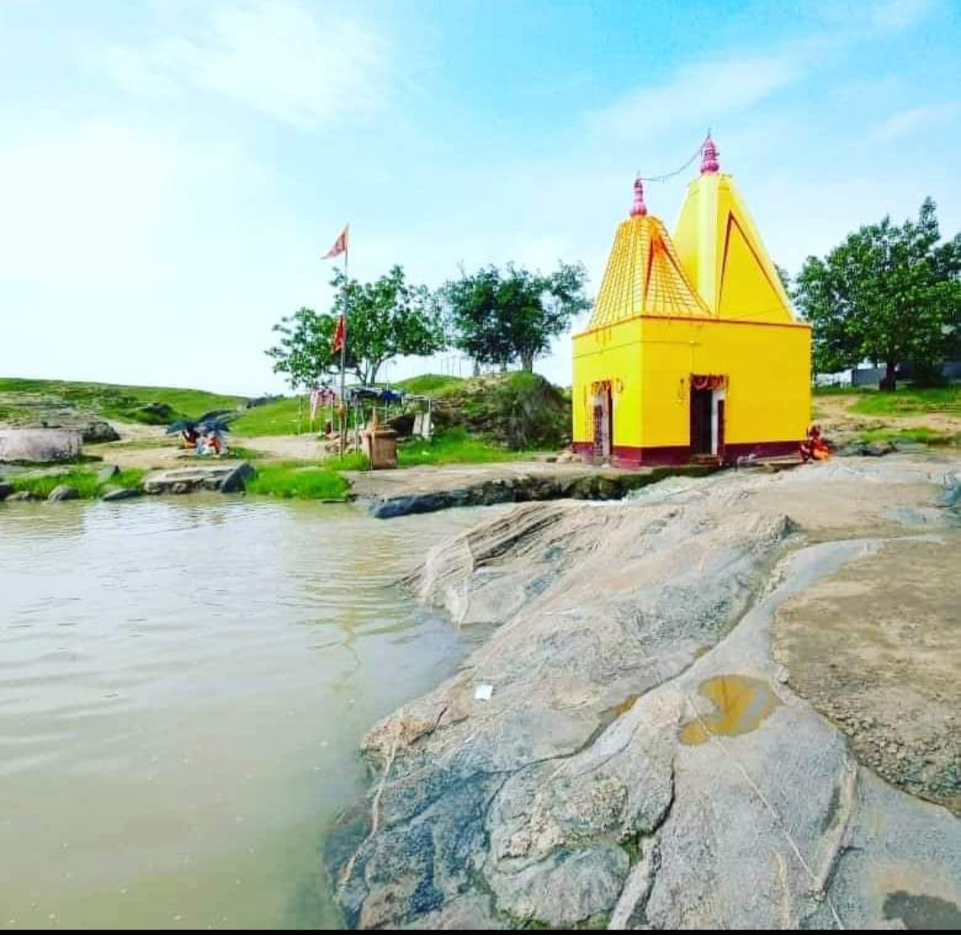 गिरिडीह : पर्यटकों के लिए आकर्षण का केंद्र है झारो नदी