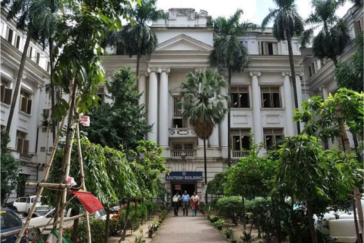 WB News : कलकत्ता विश्वविद्यालय ने परीक्षाओं का दायित्व छोड़ा, कॉलेज लेंगे परीक्षा