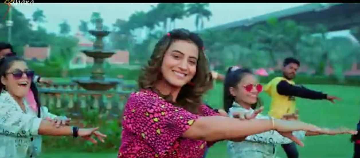 भोजपुरी दिलों की धड़कन अक्षरा सिंह ने बताया ‘BOYFRIEND बदलने का नया तरीका’, Video हो गया वायरल