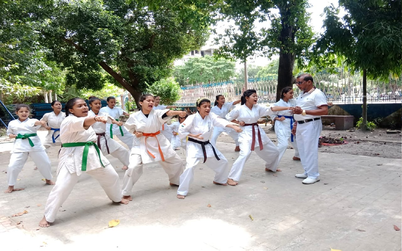धनबाद जोनल प्रतियोगिता : जूडो में डीएवी कोयलानगर और कराटे में डीएवी कुसुंडा ओवरऑल चैंपियन
