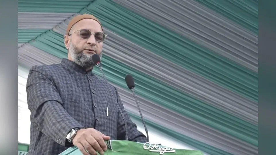 UP Chunav 2022: ओवैसी ने खेला बड़ा दांव, गाजियाबाद से पंडिय मनमोहन झा को बनाया अपना उम्मीदवार