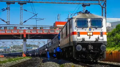IRCTC Train News: नवरात्रि को लेकर मैहर स्टेशन पर इन ट्रेन का बढ़ा ठहराव, सफर से पहले चेक कर लीजिए जानकारी