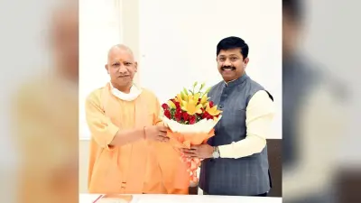 Yogi Govt 2.0: मिठाई की दुकान लगाने से लेकर कैबिनेट मंत्री तक, ऐसा रहा है नंद गोपाल नंदी का राजनीतिक सफर