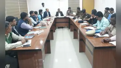 कोलेबिरा उप चुनाव को लेकर कमिश्नर ने दिया नक्सलियों पर नकेल कसने के निर्देश