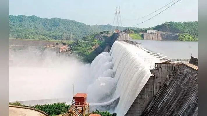 भूतनी द्वीप को बाढ़ से बचाने के लिए बन रहा बांध