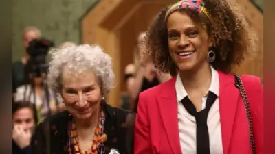 #BookerPrize2019 : मार्गरेट एटवुड और बर्नरडाइन एवरिस्टो को संयुक्त रूप से मिला बुकर पुरस्कार