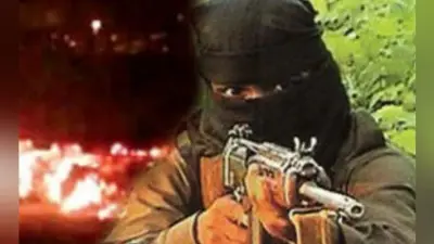 गया में नक्सलियों का तांडव, पूर्व एमएलसी का घर उड़ाया, रात 11 बजे किया हमला