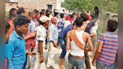 बेगूसराय : कन्हैया को दिखाया काला झंडा, मारपीट