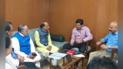 दिल्ली जल बोर्ड के सीईओ को पुलिस ने बाहर निकाला, जानें वजह