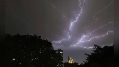 बंगाल की खाड़ी में चक्रवात, आज भारी बारिश की संभावना