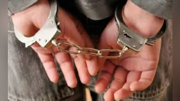 दो किलो अफीम संग दो तस्कर गिरफ्तार