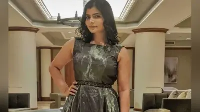 ”भारत में महिला के चरित्र और मुस्लिम की देशभक्ति पर हमेशा सवाल उठते हैं”