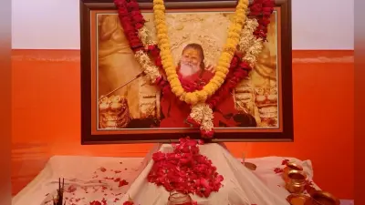 यादों में महाराज: नरेंद्र गिरि का आशीर्वाद लेना नहीं भूलते थे अमित शाह और योगी, हर समस्या का होता था समाधान
