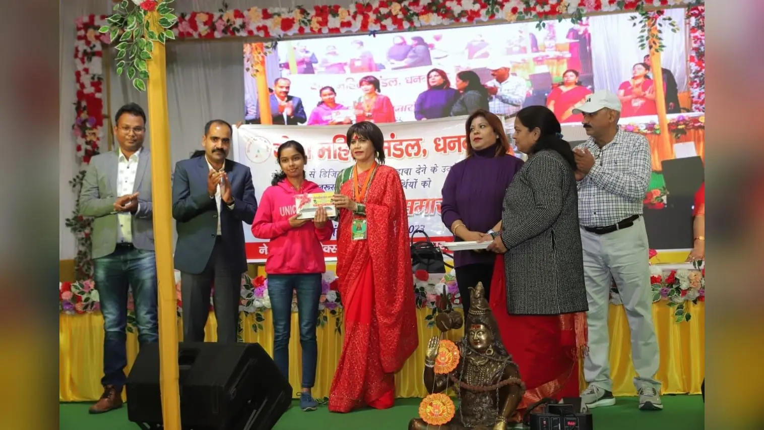 धनबाद : दीक्षा महिला मंडल का आनंद मेला शुरू, लगे 80 स्टॉल