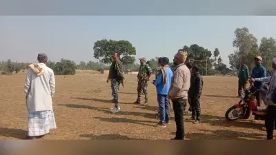 गिरिडीह : तीन मवेशियों के साथ एक व्यक्ति को पकड़कर पुलिस को सौंपा